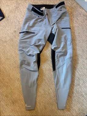 Men's Grey leatt enduro 3.0 mtb Pants
